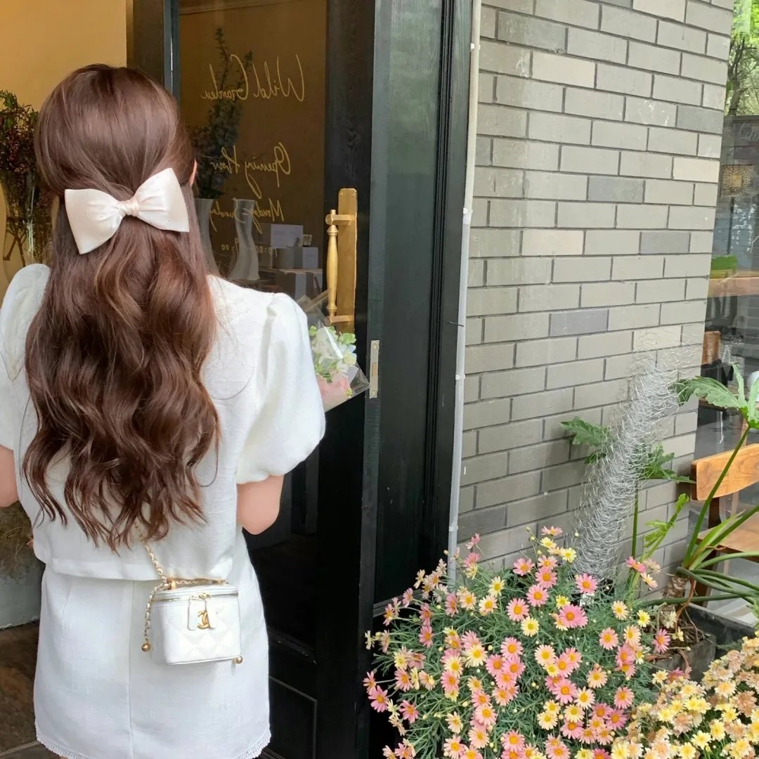 拂晓的尤娜